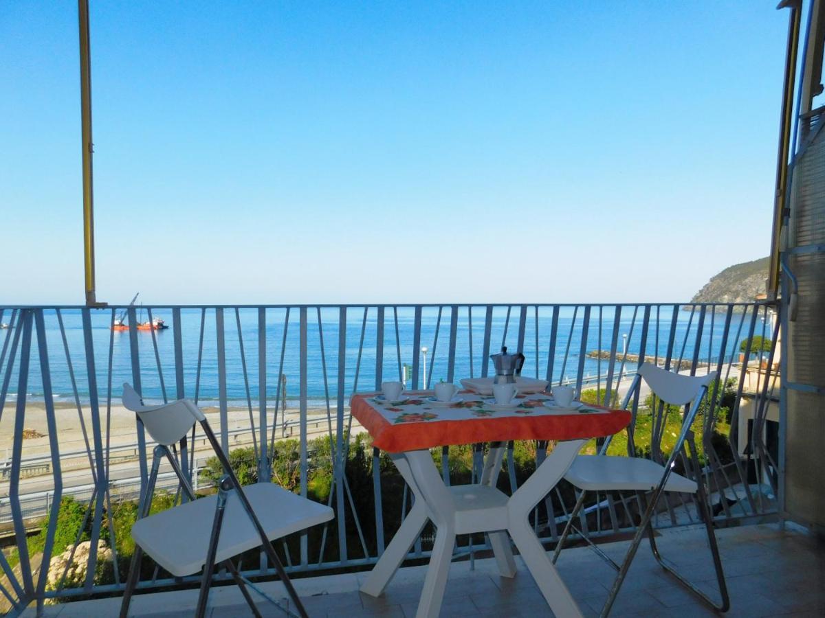 Bilocale Con Favolosa Vista Mare Levanto Ngoại thất bức ảnh